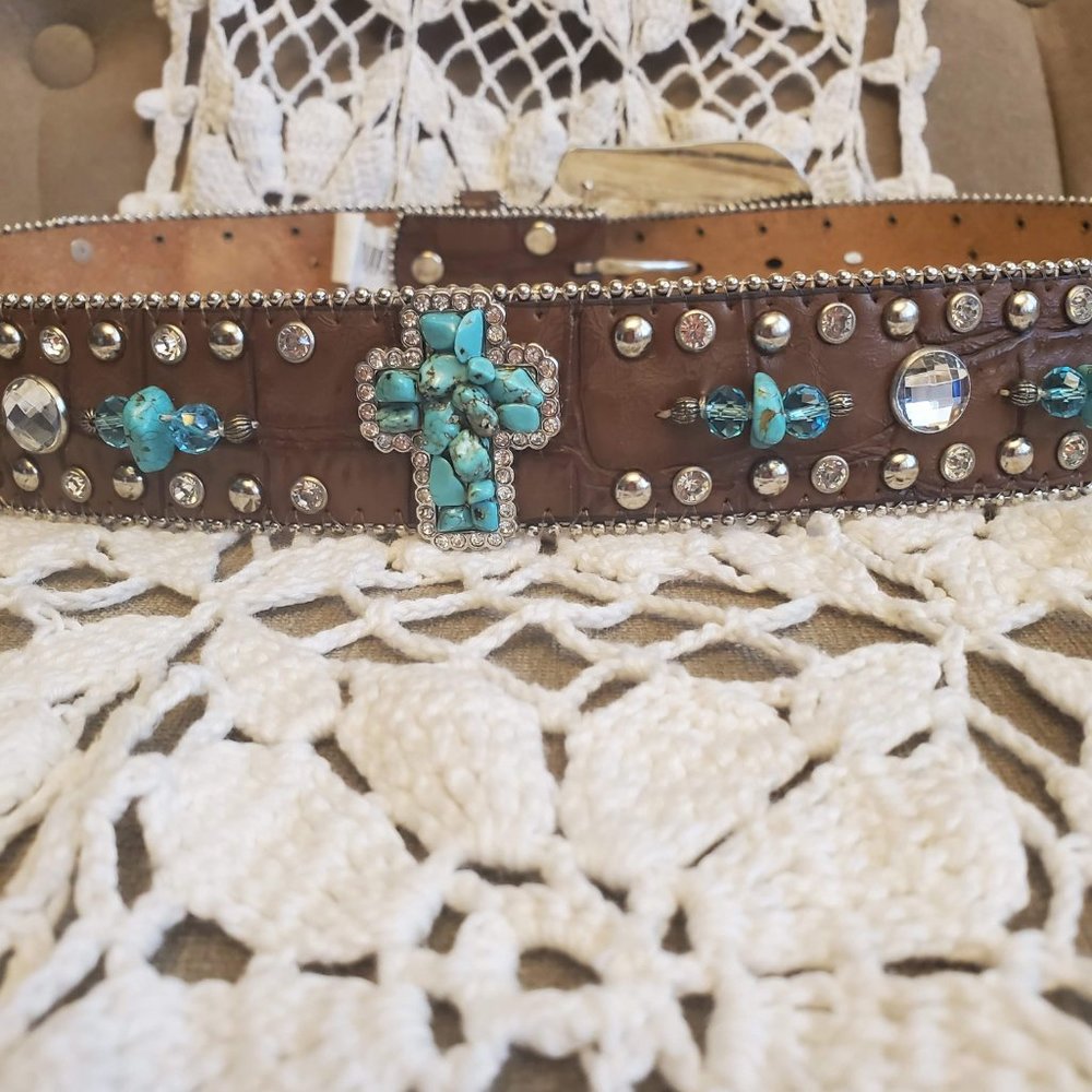 Noona turquoise w/rhinestones Belt